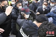 万年历表多次未经允许外出，“素媛案”凶手赵斗淳再次被拘留