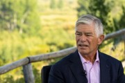 万年历表费城联储行长Harker：决策者需等待不确定性消退再调整利率